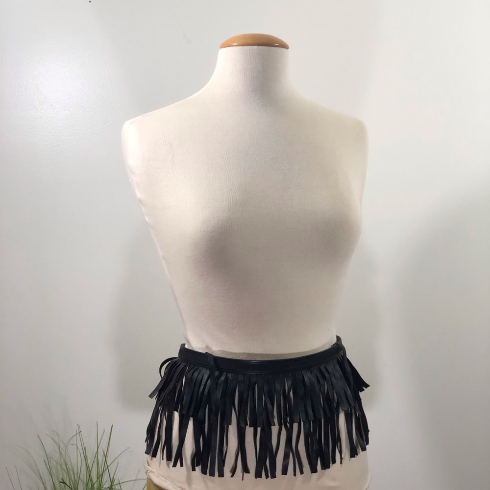 BCBG HIGH FASHION BELT NWT!!!